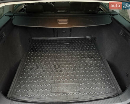 Серый Фольксваген Гольф, объемом двигателя 1.97 л и пробегом 288 тыс. км за 11899 $, фото 61 на Automoto.ua