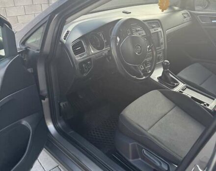 Серый Фольксваген Гольф, объемом двигателя 1.6 л и пробегом 230 тыс. км за 9500 $, фото 7 на Automoto.ua