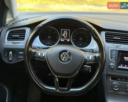 Серый Фольксваген Гольф, объемом двигателя 1.6 л и пробегом 230 тыс. км за 10500 $, фото 21 на Automoto.ua