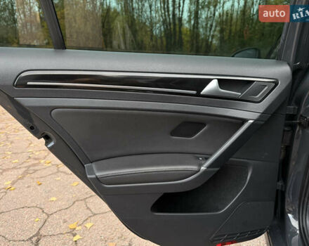 Серый Фольксваген Гольф, объемом двигателя 1.97 л и пробегом 288 тыс. км за 11899 $, фото 55 на Automoto.ua