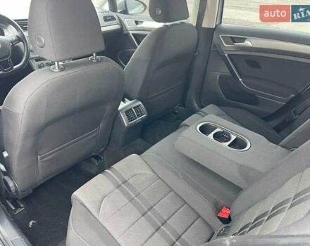 Серый Фольксваген Гольф, объемом двигателя 1.2 л и пробегом 140 тыс. км за 10490 $, фото 20 на Automoto.ua