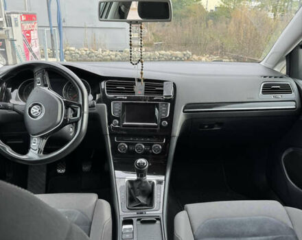 Фольксваген Гольф 2014 в Ивано-Франковске на Automoto.ua Серый Фольксваген Гольф, объемом двигателя 1.6 л и пробегом 250 тыс. км за 11000 $, фото 32 на Automoto.ua