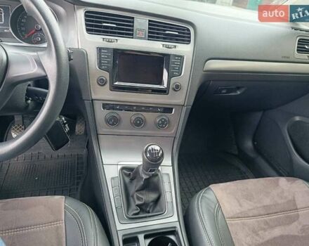 Серый Фольксваген Гольф, объемом двигателя 1.6 л и пробегом 262 тыс. км за 11000 $, фото 30 на Automoto.ua