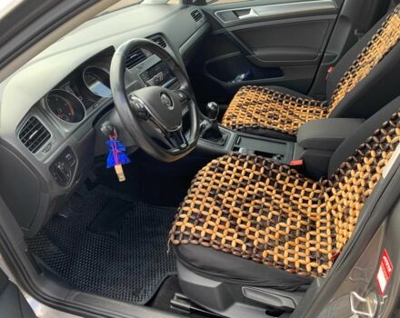 Серый Фольксваген Гольф, объемом двигателя 1.6 л и пробегом 245 тыс. км за 9999 $, фото 12 на Automoto.ua