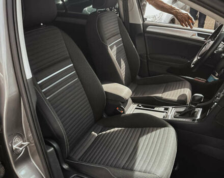 Сірий Фольксваген Гольф, об'ємом двигуна 1.6 л та пробігом 140 тис. км за 12000 $, фото 10 на Automoto.ua