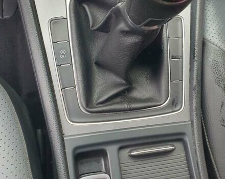 Серый Фольксваген Гольф, объемом двигателя 1.6 л и пробегом 170 тыс. км за 8500 $, фото 68 на Automoto.ua