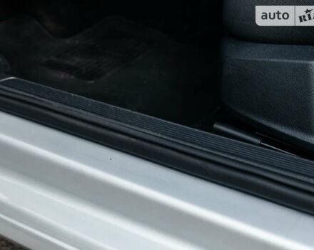 Серый Фольксваген Гольф, объемом двигателя 1.6 л и пробегом 250 тыс. км за 11100 $, фото 16 на Automoto.ua