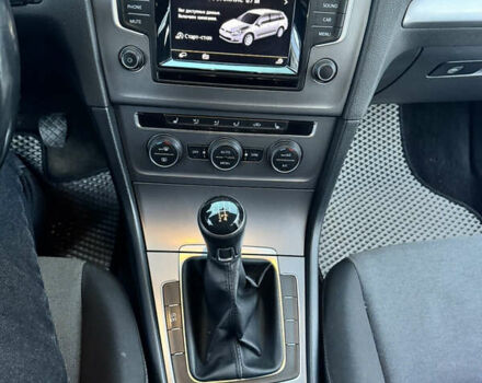 Серый Фольксваген Гольф, объемом двигателя 1.6 л и пробегом 303 тыс. км за 9300 $, фото 29 на Automoto.ua