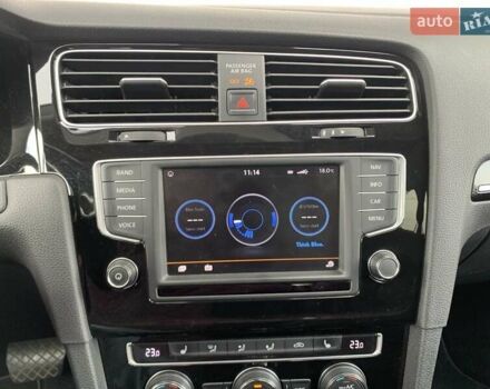 Сірий Фольксваген Гольф, об'ємом двигуна 2 л та пробігом 132 тис. км за 15900 $, фото 13 на Automoto.ua