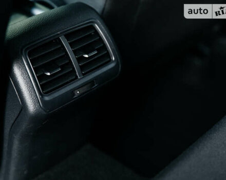 Серый Фольксваген Гольф, объемом двигателя 1.6 л и пробегом 250 тыс. км за 11100 $, фото 19 на Automoto.ua