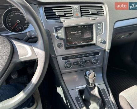 Серый Фольксваген Гольф, объемом двигателя 1.6 л и пробегом 213 тыс. км за 11200 $, фото 39 на Automoto.ua