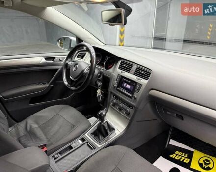 Сірий Фольксваген Гольф, об'ємом двигуна 1.6 л та пробігом 461 тис. км за 10700 $, фото 7 на Automoto.ua