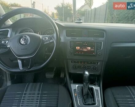 Серый Фольксваген Гольф, объемом двигателя 1.6 л и пробегом 282 тыс. км за 10200 $, фото 16 на Automoto.ua