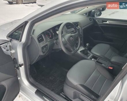 Серый Фольксваген Гольф, объемом двигателя 1.6 л и пробегом 172 тыс. км за 8800 $, фото 16 на Automoto.ua