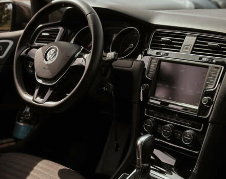 Сірий Фольксваген Гольф, об'ємом двигуна 1.6 л та пробігом 140 тис. км за 12000 $, фото 7 на Automoto.ua