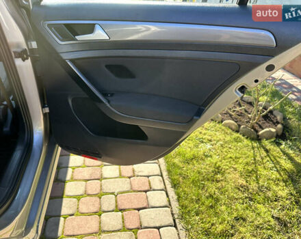 Фольксваген Гольф 2015 в Червонограде на Automoto.ua Серый Фольксваген Гольф, объемом двигателя 1.6 л и пробегом 223 тыс. км за 12157 $, фото 66 на Automoto.ua