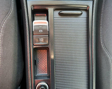 Фольксваген Гольф 2015 в Червонограде на Automoto.ua Серый Фольксваген Гольф, объемом двигателя 1.6 л и пробегом 223 тыс. км за 12157 $, фото 41 на Automoto.ua