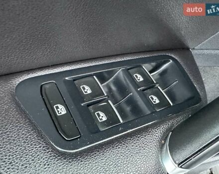 Серый Фольксваген Гольф, объемом двигателя 1.6 л и пробегом 236 тыс. км за 11450 $, фото 37 на Automoto.ua