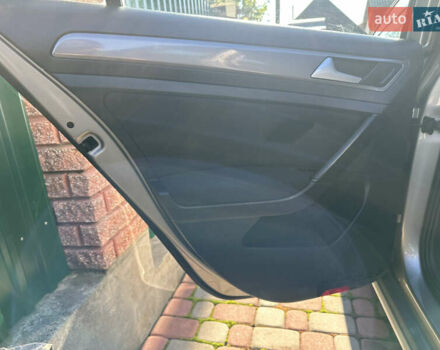 Фольксваген Гольф 2015 в Червонограде на Automoto.ua Серый Фольксваген Гольф, объемом двигателя 1.6 л и пробегом 223 тыс. км за 12157 $, фото 53 на Automoto.ua