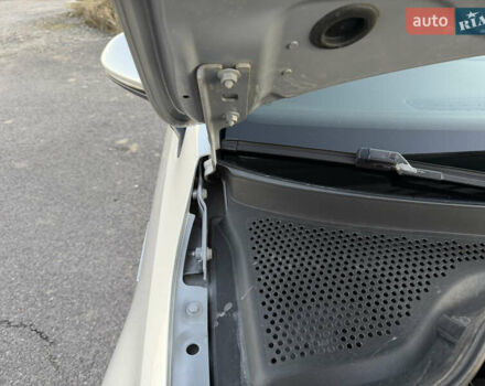 Серый Фольксваген Гольф, объемом двигателя 2 л и пробегом 275 тыс. км за 11999 $, фото 63 на Automoto.ua