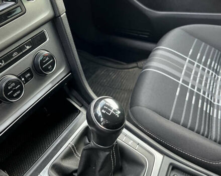 Серый Фольксваген Гольф, объемом двигателя 1.6 л и пробегом 257 тыс. км за 11400 $, фото 13 на Automoto.ua