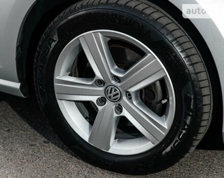 Серый Фольксваген Гольф, объемом двигателя 1.6 л и пробегом 250 тыс. км за 11100 $, фото 15 на Automoto.ua