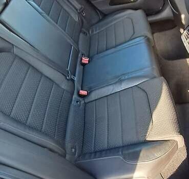 Серый Фольксваген Гольф, объемом двигателя 1.6 л и пробегом 275 тыс. км за 11000 $, фото 22 на Automoto.ua