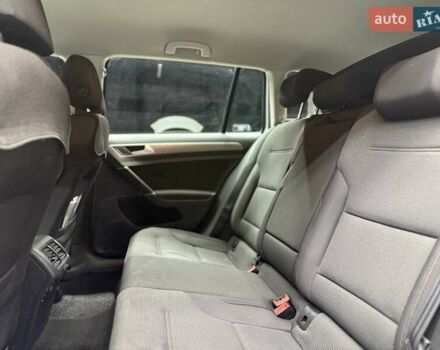 Сірий Фольксваген Гольф, об'ємом двигуна 1.6 л та пробігом 461 тис. км за 10700 $, фото 12 на Automoto.ua