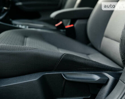 Серый Фольксваген Гольф, объемом двигателя 1.6 л и пробегом 250 тыс. км за 11100 $, фото 49 на Automoto.ua