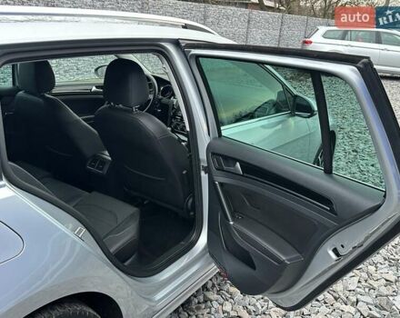 Серый Фольксваген Гольф, объемом двигателя 1.6 л и пробегом 236 тыс. км за 11450 $, фото 72 на Automoto.ua