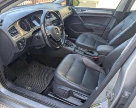 Серый Фольксваген Гольф, объемом двигателя 2 л и пробегом 121 тыс. км за 3900 $, фото 6 на Automoto.ua