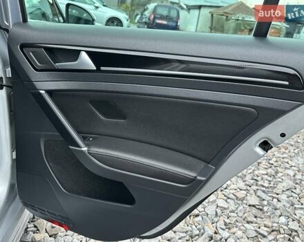 Серый Фольксваген Гольф, объемом двигателя 1.6 л и пробегом 236 тыс. км за 11450 $, фото 73 на Automoto.ua