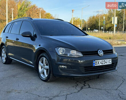 Фольксваген Гольф 2015 в Хмельницком на Automoto.ua Серый Фольксваген Гольф, объемом двигателя 1.6 л и пробегом 295 тыс. км за 9100 $, фото 1 на Automoto.ua