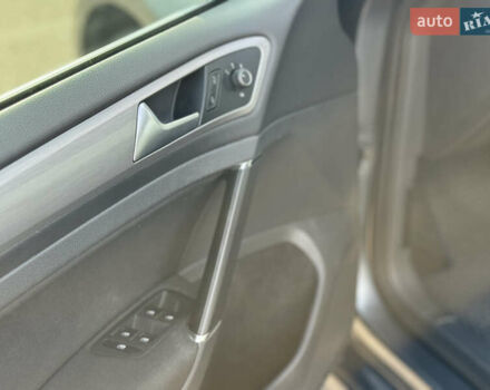 Серый Фольксваген Гольф, объемом двигателя 1.97 л и пробегом 194 тыс. км за 13250 $, фото 11 на Automoto.ua