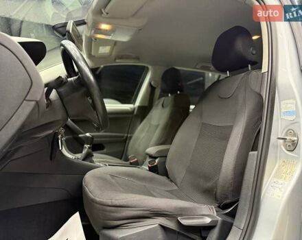 Сірий Фольксваген Гольф, об'ємом двигуна 1.6 л та пробігом 461 тис. км за 10700 $, фото 18 на Automoto.ua