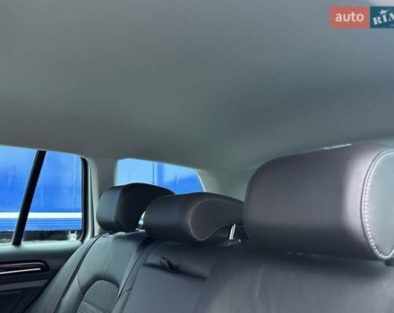 Серый Фольксваген Гольф, объемом двигателя 1.6 л и пробегом 236 тыс. км за 11450 $, фото 71 на Automoto.ua