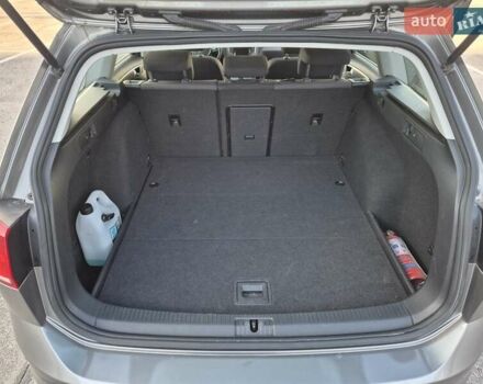 Серый Фольксваген Гольф, объемом двигателя 1.6 л и пробегом 255 тыс. км за 10900 $, фото 8 на Automoto.ua