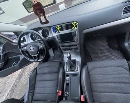 Серый Фольксваген Гольф, объемом двигателя 1.6 л и пробегом 205 тыс. км за 12000 $, фото 5 на Automoto.ua