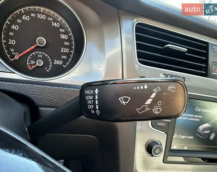 Фольксваген Гольф 2015 в Червонограде на Automoto.ua Серый Фольксваген Гольф, объемом двигателя 1.6 л и пробегом 223 тыс. км за 12157 $, фото 43 на Automoto.ua