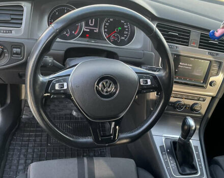 Серый Фольксваген Гольф, объемом двигателя 1.6 л и пробегом 260 тыс. км за 11700 $, фото 11 на Automoto.ua