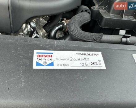 Серый Фольксваген Гольф, объемом двигателя 1.6 л и пробегом 236 тыс. км за 11450 $, фото 95 на Automoto.ua