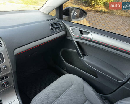 Сірий Фольксваген Гольф, об'ємом двигуна 1.6 л та пробігом 321 тис. км за 11499 $, фото 10 на Automoto.ua