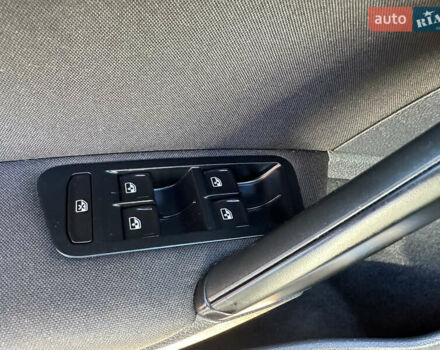 Фольксваген Гольф 2015 в Червонограде на Automoto.ua Серый Фольксваген Гольф, объемом двигателя 1.6 л и пробегом 223 тыс. км за 12157 $, фото 32 на Automoto.ua