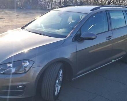 Серый Фольксваген Гольф, объемом двигателя 1.6 л и пробегом 275 тыс. км за 11000 $, фото 2 на Automoto.ua