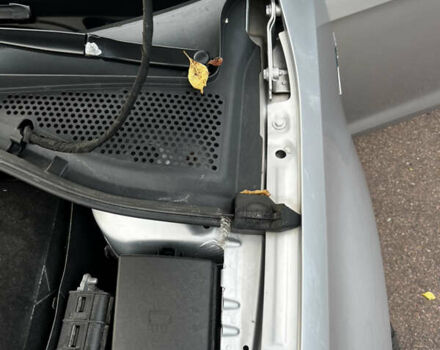 Серый Фольксваген Гольф, объемом двигателя 1.6 л и пробегом 257 тыс. км за 11400 $, фото 18 на Automoto.ua