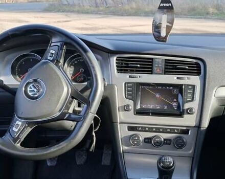 Серый Фольксваген Гольф, объемом двигателя 1.6 л и пробегом 275 тыс. км за 11000 $, фото 15 на Automoto.ua