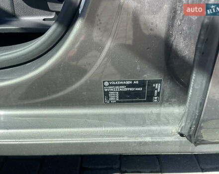 Серый Фольксваген Гольф, объемом двигателя 1.6 л и пробегом 206 тыс. км за 12200 $, фото 5 на Automoto.ua
