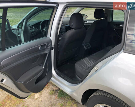 Серый Фольксваген Гольф, объемом двигателя 1.6 л и пробегом 242 тыс. км за 10200 $, фото 9 на Automoto.ua