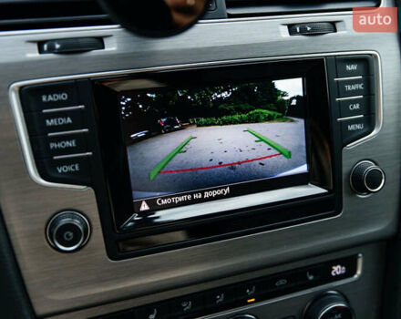 Серый Фольксваген Гольф, объемом двигателя 1.6 л и пробегом 250 тыс. км за 12300 $, фото 6 на Automoto.ua