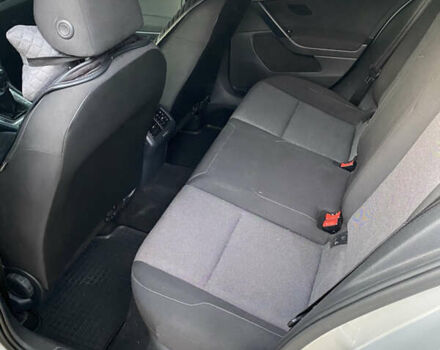 Серый Фольксваген Гольф, объемом двигателя 1.6 л и пробегом 213 тыс. км за 10500 $, фото 11 на Automoto.ua